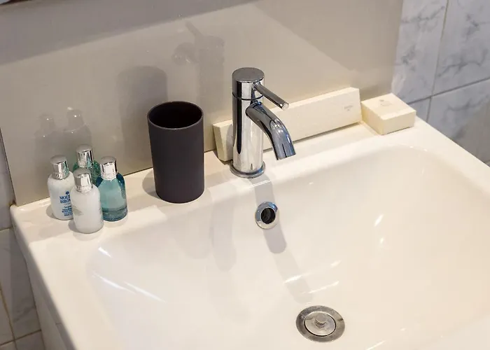 Strata By Rocks Estates Apartamento Naousa